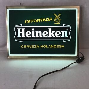 Vintage, NEW never used. Heineken lighted Bar sign. No Damage.